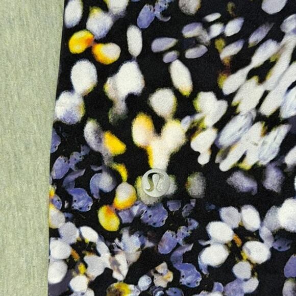 Lululemon Speed Up Tight Full-On Luxtreme Metropolis Glow - Picture 8 of 9